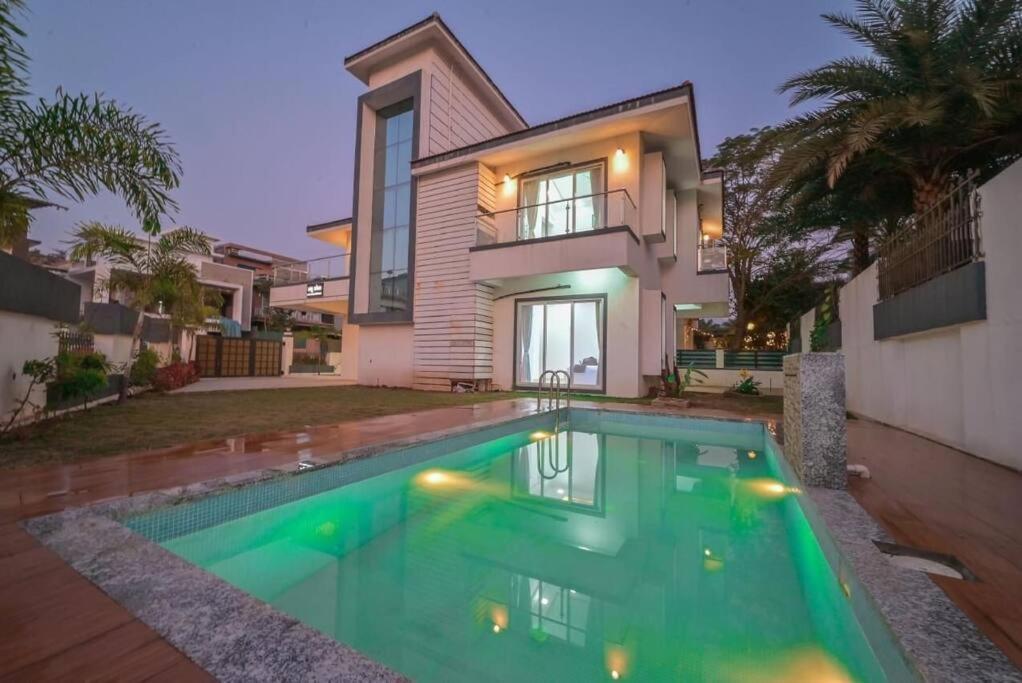 Royal Paradise Villa Lonavala Extérieur photo