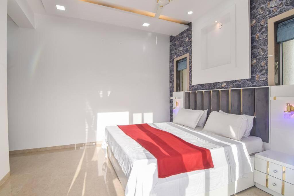 Royal Paradise Villa Lonavala Extérieur photo