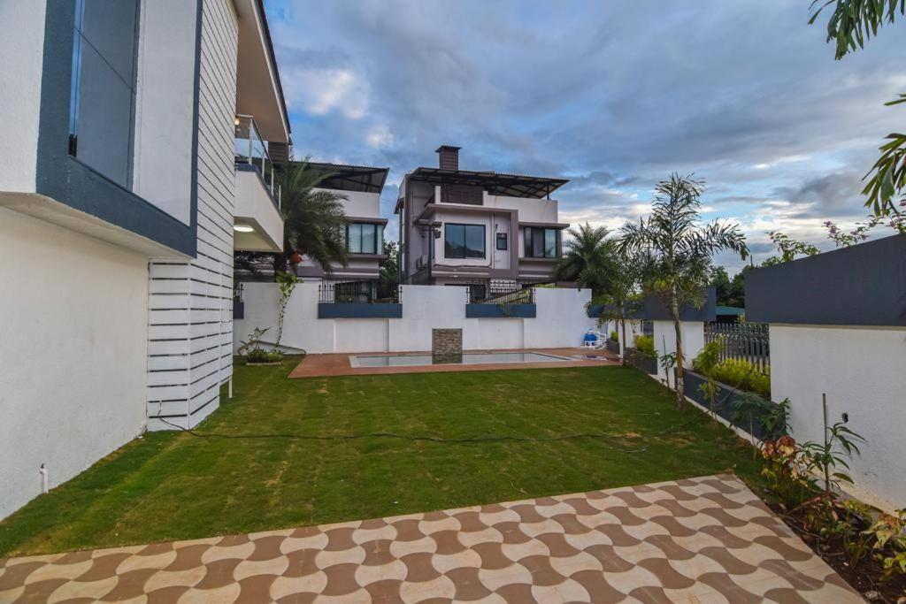 Royal Paradise Villa Lonavala Extérieur photo