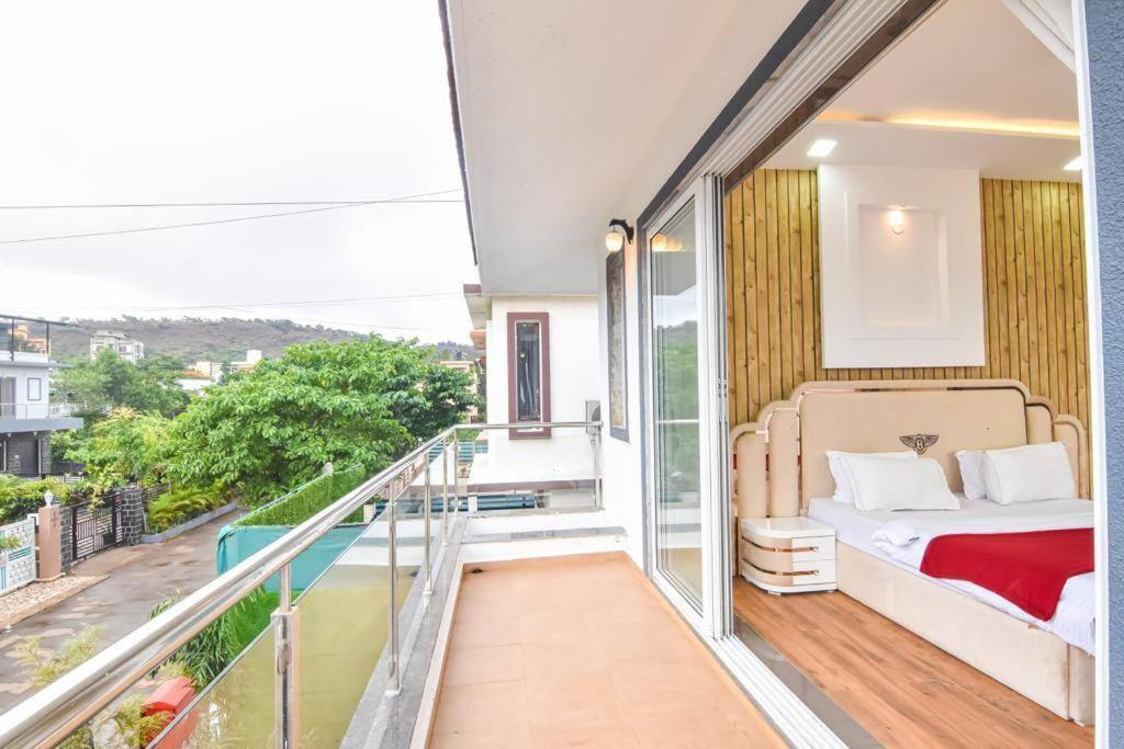 Royal Paradise Villa Lonavala Extérieur photo